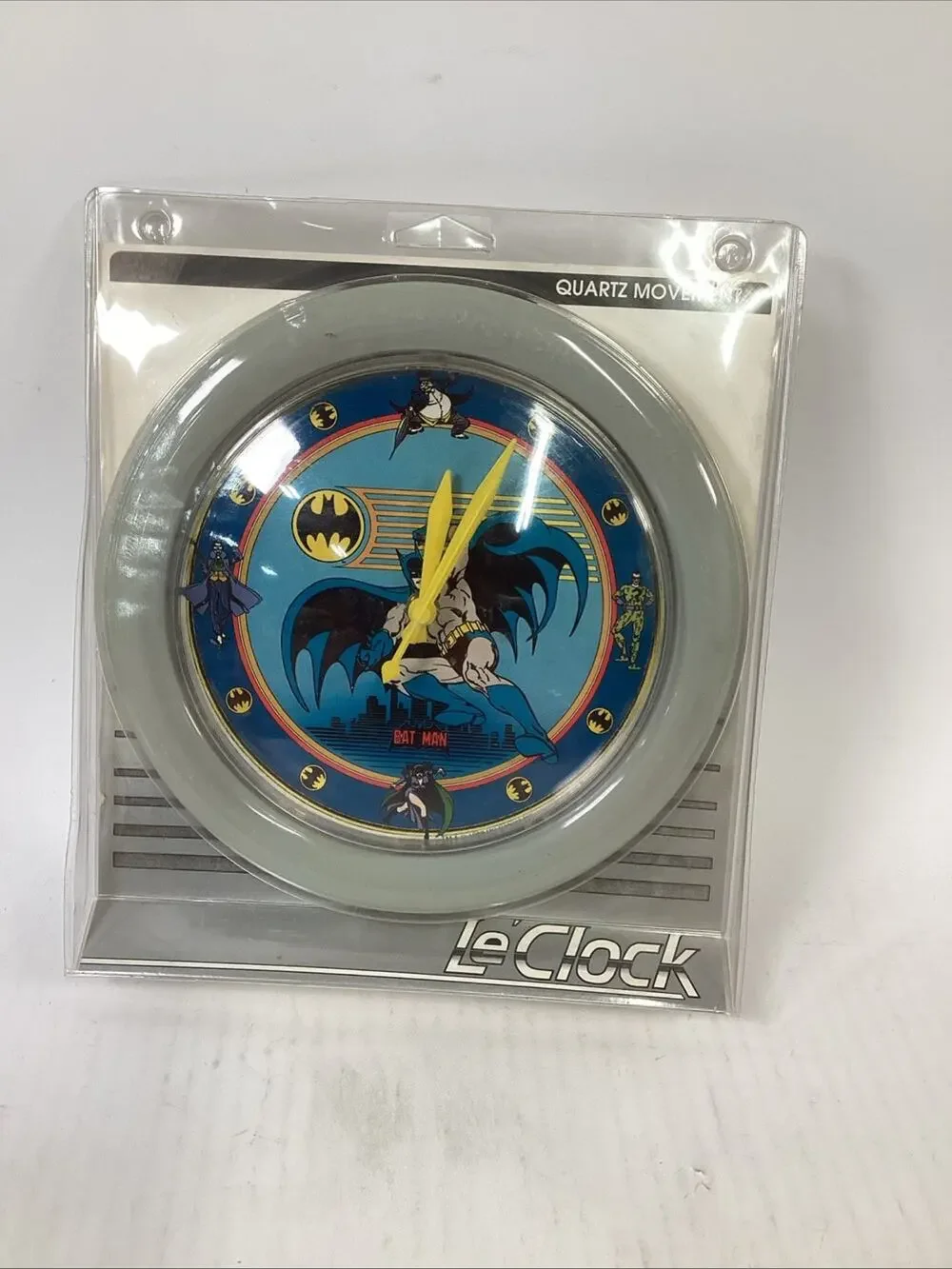 Vintage 1989 DC Comics Batman Le Wall Clock - Quartz Movement - NOS - 8.5”D